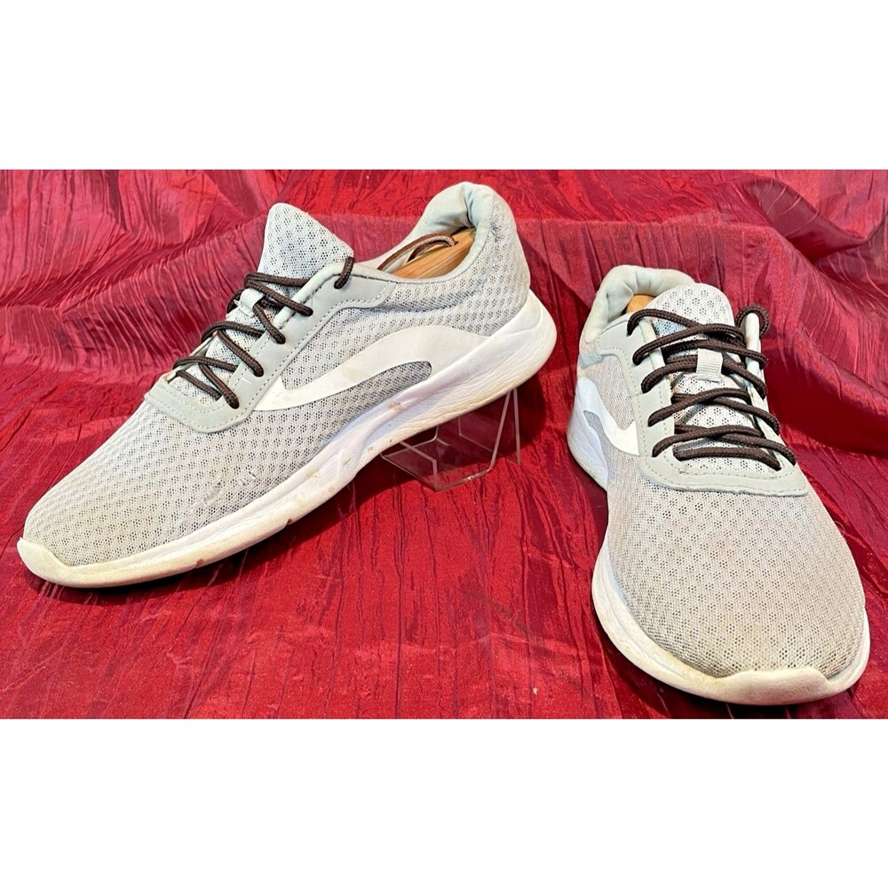 Womens Athletic Works Gray Mesh Comfort Foam Sneakers Running Shoes sz 10